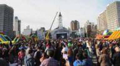 La Plata: Multitudinario festejo del D�a del Ni�o