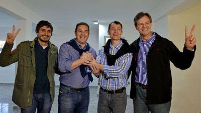 Bahl y Huss sellaron la unidad con La C�mpora en Segu�
