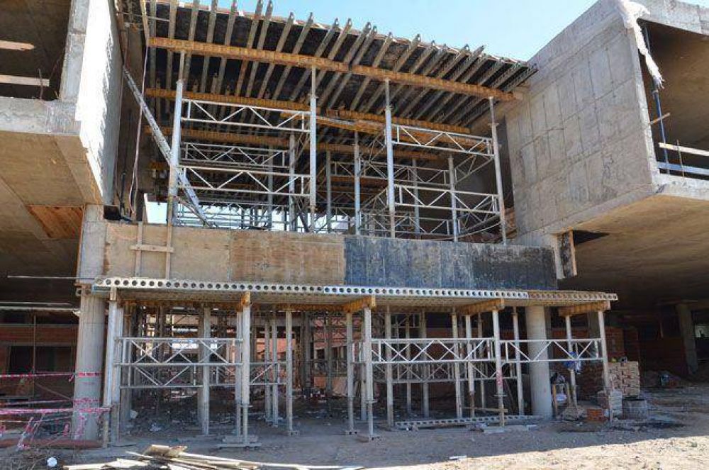 Multas e inflaci�n en la reuni�n de Giai con las constructoras