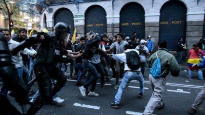 Represi�n en Ecuador durante el quinto d�a de paro nacional: 35 ind�genas presos
