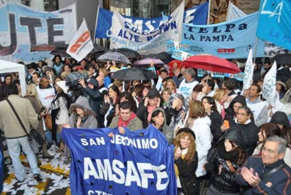 Gugliara: �Los candidatos no est�n hablando de educaci�n�