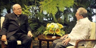 Ra�l Castro y el cardenal Ortega preparan la visita del Papa