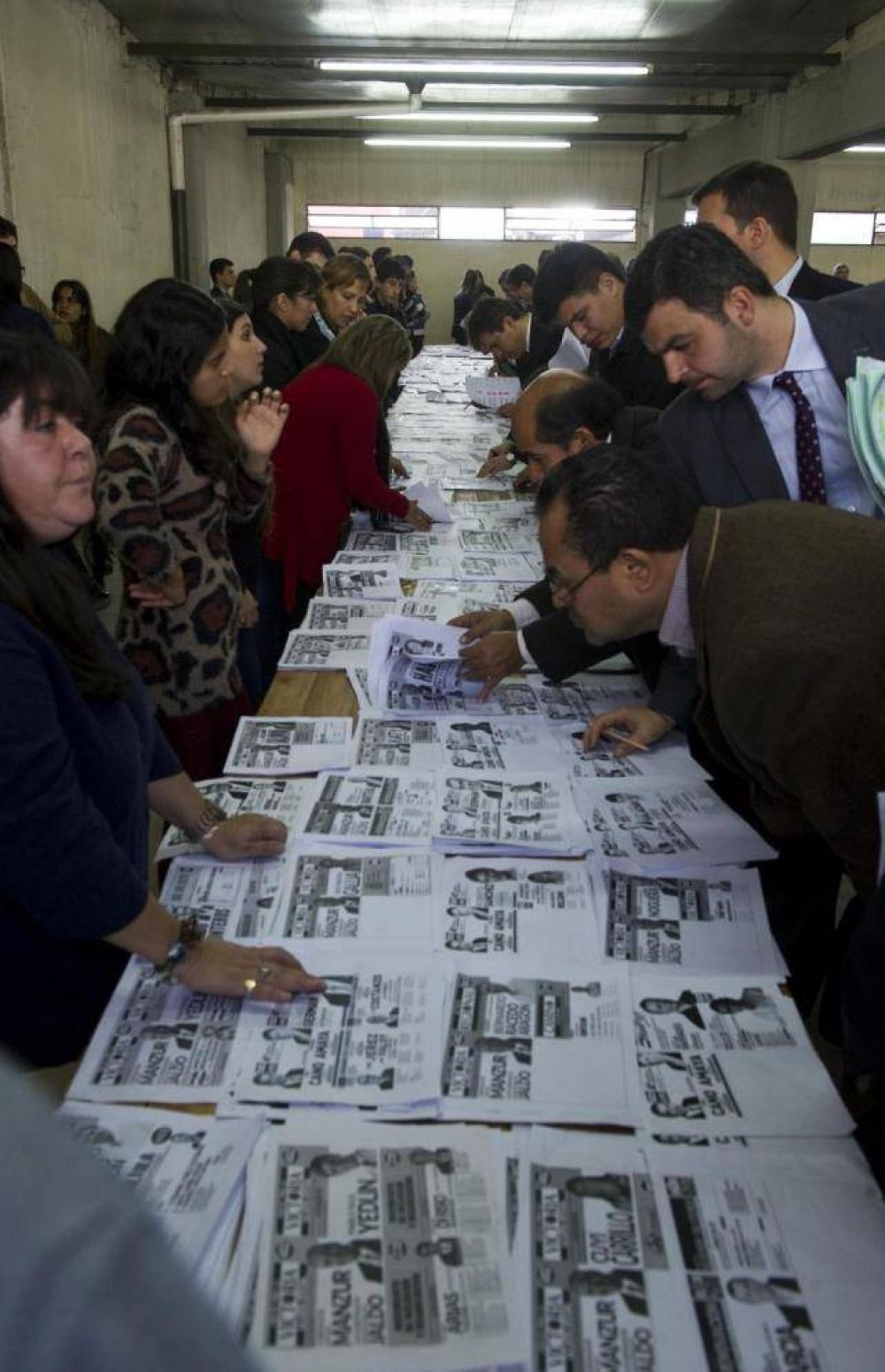 El domingo habr� 198 candidatos m�s a una banca legislativa que en las elecciones de 2011