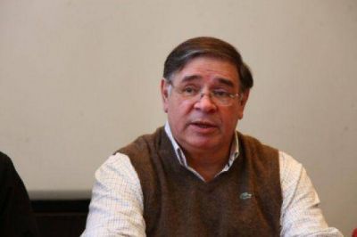 Para octubre la oposici�n apuesta a la figura de Costa en la boleta y los votos que sume Macri