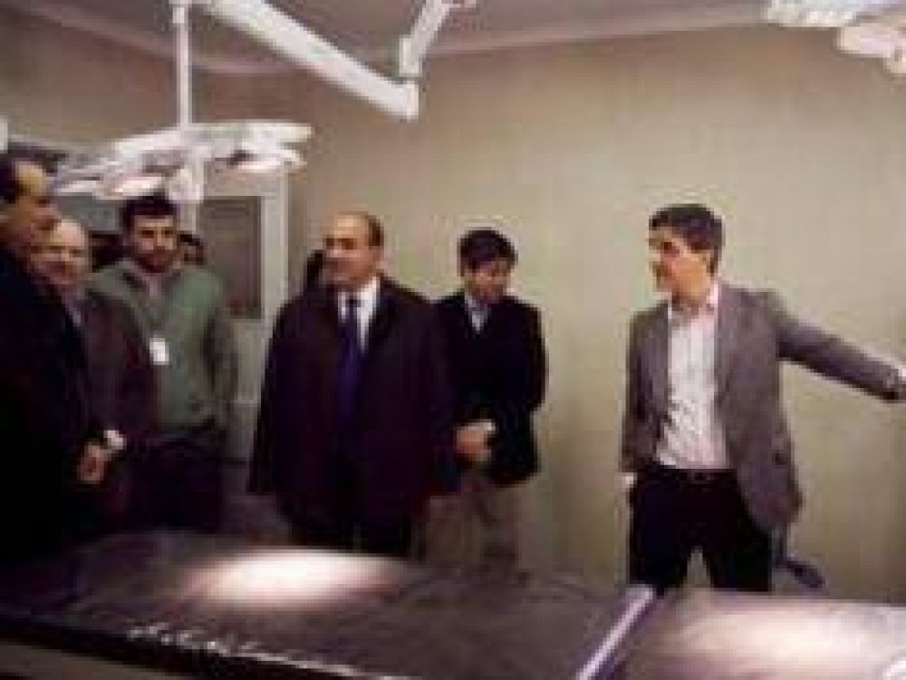 �La pol�tica es hacer todos los d�as algo para la gente, las denuncias no construyen nada�