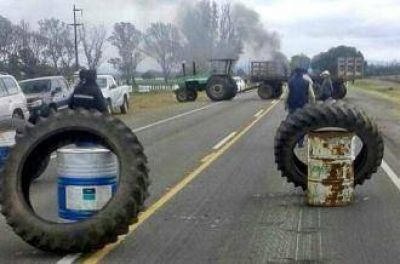 Incidentes en el corte de ruta de los productores del agro