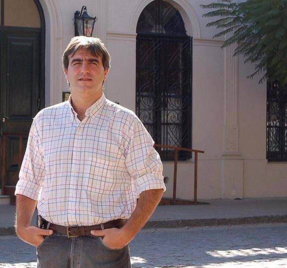 Dura�ona se olvida de la inundaci�n y vaticina su triunfo en octubre