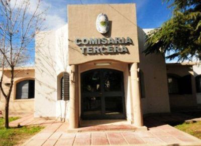 Explot� el techo de una vivienda por el escape de gas en una garrafa