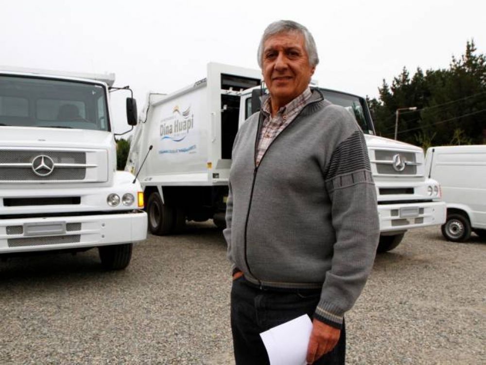 Hugo Cobarrubia fue oficializado y buscar� ser intendente de Dina Huapi