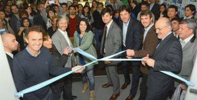 Katopodis, Tomada y Ruta en la Universidad Nacional de San Mart�n