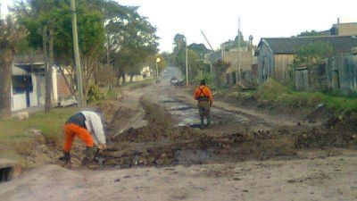 Ante el cese de las lluvias, se reactivan los arreglos de calles