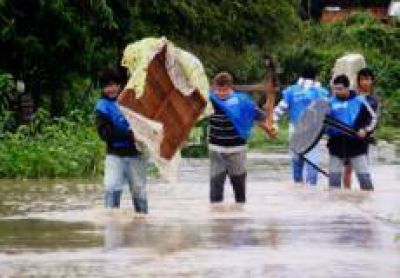 Inundaciones: La C�mpora San Pedro colabora con los afectados
