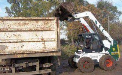 Almirante Brown: Contin�an obras de asfalto