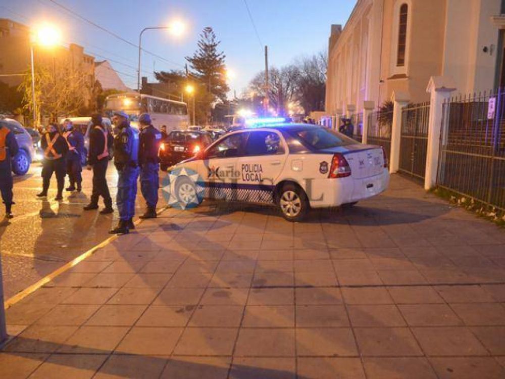Incautaron 17 autom�viles y cinco motos en un operativo