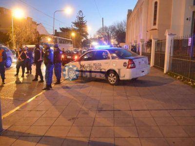 Incautaron 17 autom�viles y cinco motos en un operativo