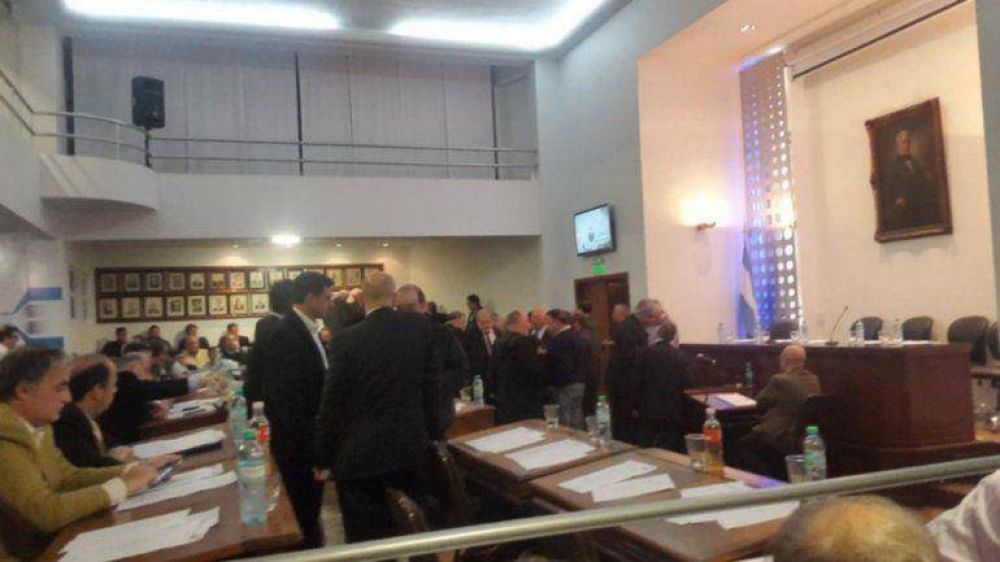 Unanimidad: Tinelli est� habilitado, es Vice en AFA y las elecciones ser�n en marzo de 2016