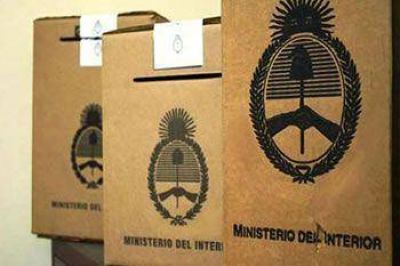 SANTA CRUZ: Con la mirada en octubre