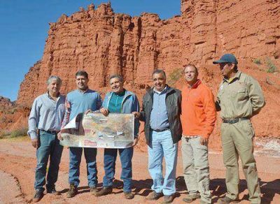 Presentan emprendimiento tur�stico para Los Colorados