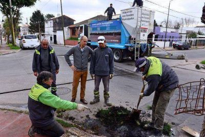 Se realizan mejoras en las calles, veredas y cordones de Virreyes