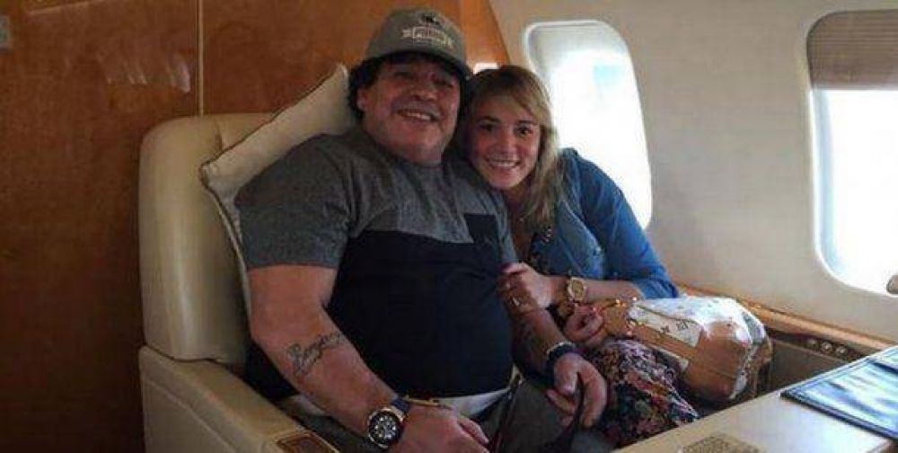 Roco Oliva viaj a Dubai embarazada de Maradona?