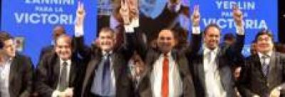 Daniel Scioli dio todo su apoyo a Manzur y Yedlin, reconoci� a Jos� Alperovich y agradeci� el respaldo de los tucumanos