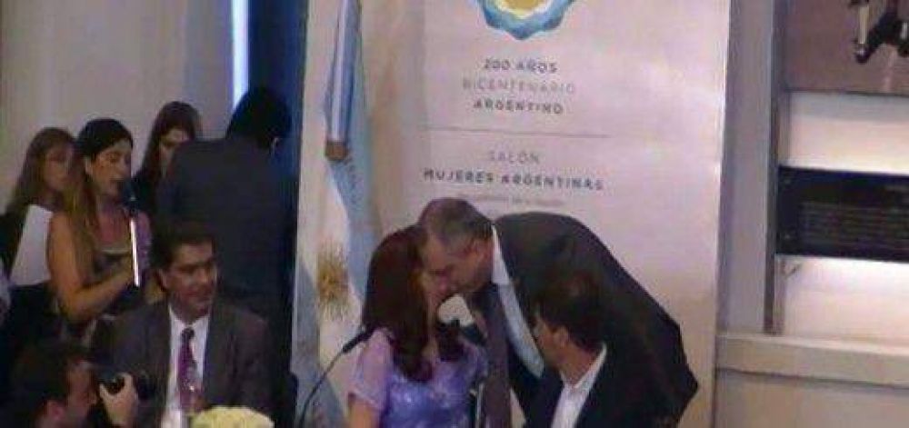 Misiones firma nuevo acuerdo por la deuda con la Naci�n