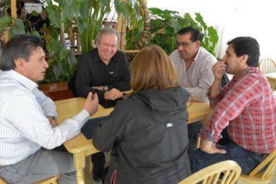 Peralta lanzar�a su re-re elecci�n el 25 de agosto