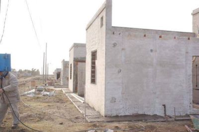 Compromiso para que en 60 d�as se firme un convenio para construcci�n de cinco nuevas casas