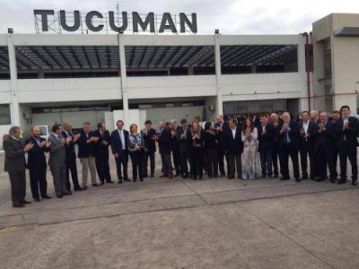 Insfr�n junto a Scioli en cierre de campa�a del FpV tucumano