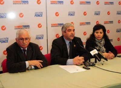 Cruce de versiones por el cambio de fecha de elecciones