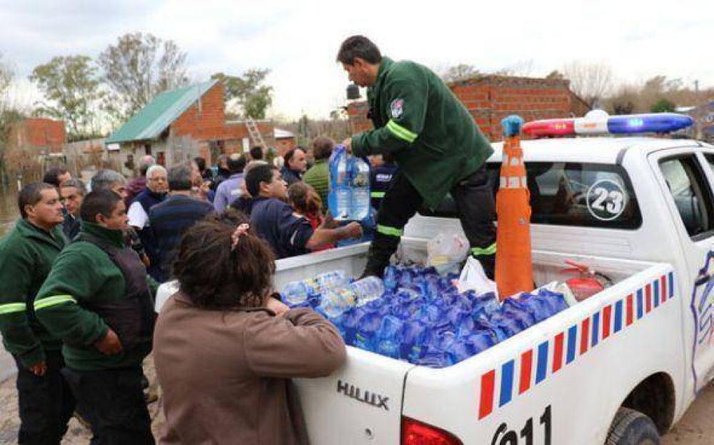 Profundizan el operativo de asistencia para los afectados por las inundaciones en Pilar