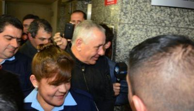 Petrone qued� detenido por riesgo de que se escape