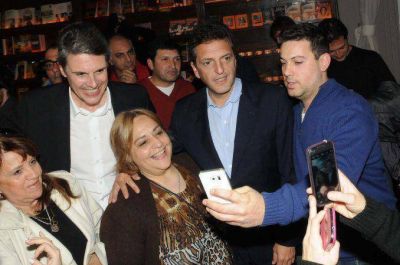 Massa planea llegar al balotaje con el voto radical disgustado con Macri