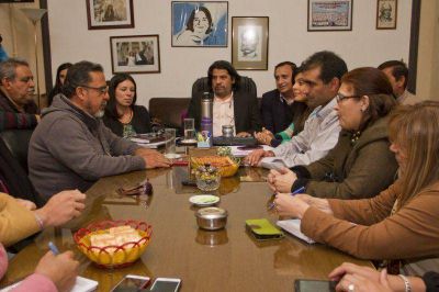 Sin acuerdo, Educaci�n y gremios pasaron a un cuarto intermedio