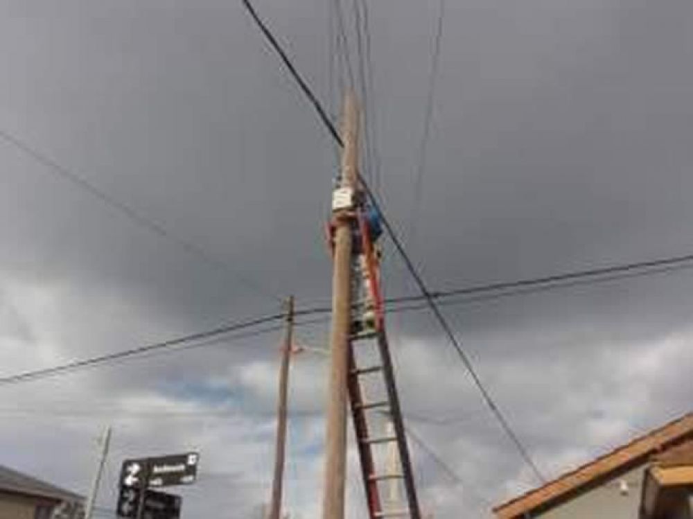 Avanza la extensi�n de la red de fibra �ptica