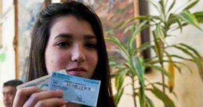 Unos 45 mil j�venes podr�an votar este domingo