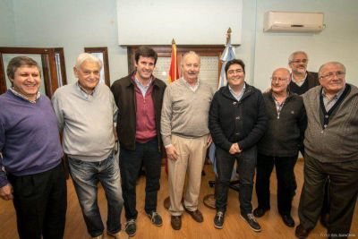 Presentaron tres ofertas para la restauraci�n del Cervantes