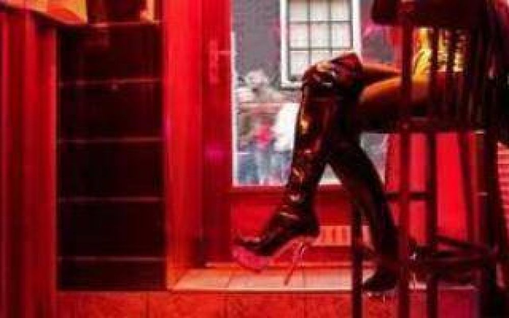 Bah�a Blanca: Bevilacqua prohibi� los cabarets en la ciudad