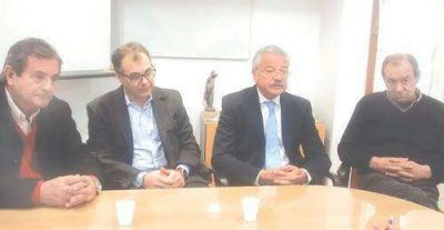 Analizan el sistema de transporte en la Provincia