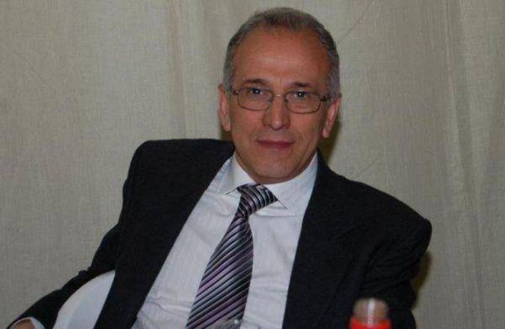De la Puente: �Zapata dice que arrend� la tierra y en la causa contest� que la compr�