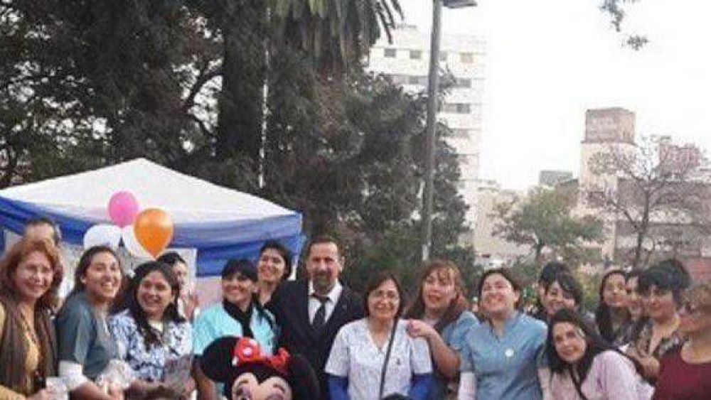 Fernando Juri recibe el apoyo de la Asociaci�n Civil Obstetricas Unidas de Tucum�n