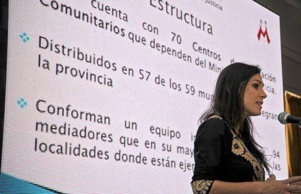 Salta expuso en Buenos Aires su pol�tica de mediaci�n