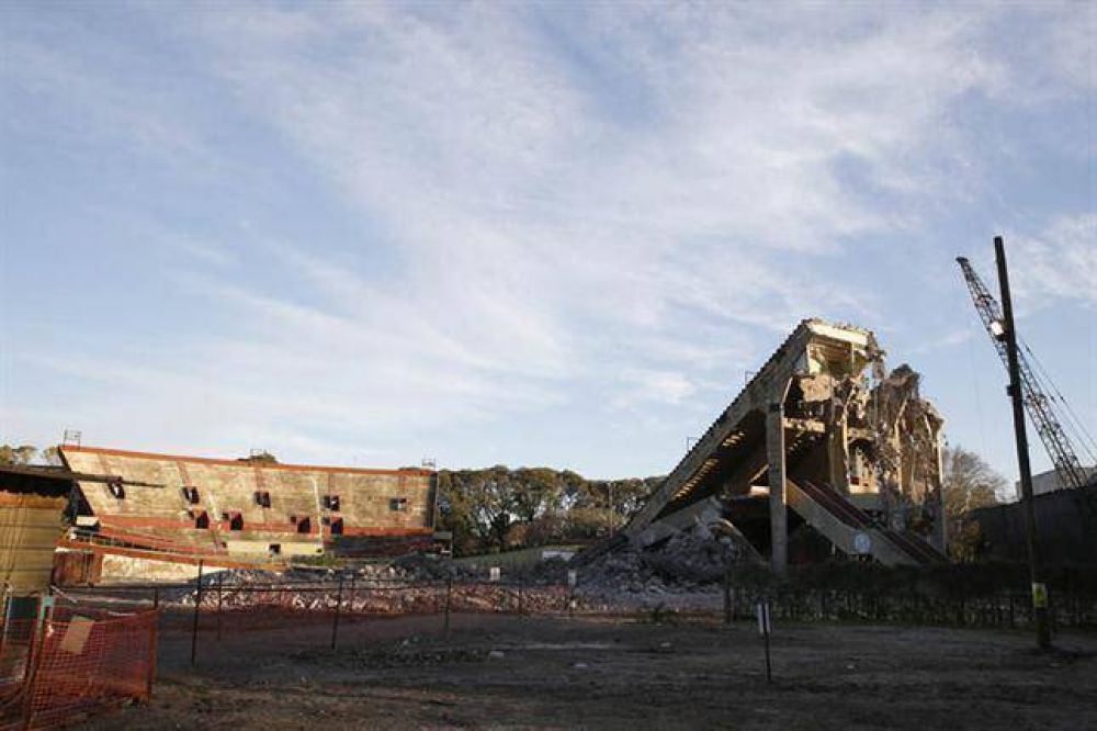 Avanzan las obras de recuperaci�n del deteriorado vel�dromo de Palermo