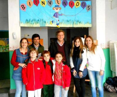 Desde el Concejo Deliberante y la Defensor�a apoyaron los reclamos de la Escuela Oral de Mar del Plata