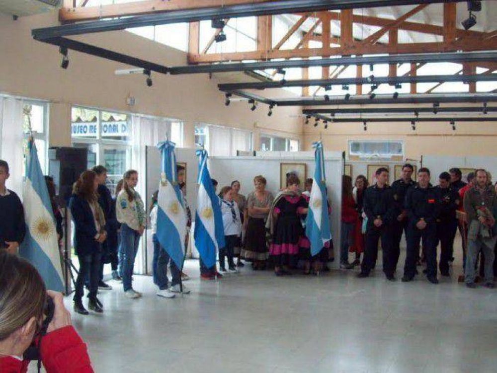 Evocaron a Luis Piedrabuena en Claromec�