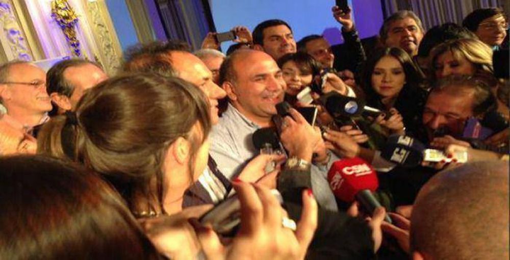 Manzur se proclama como el nuevo gobernador de Tucum�n