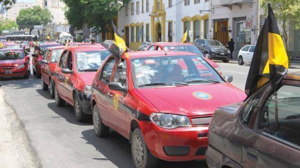 Taxistas se movilizan por el precio �abusivo� del GNC