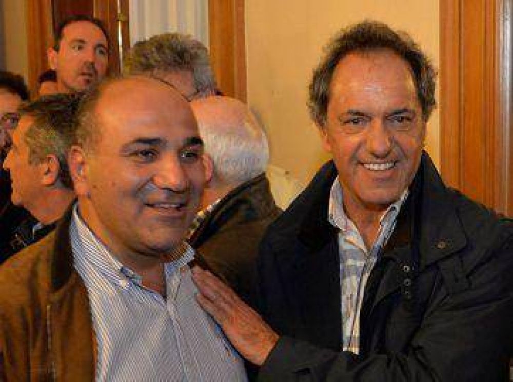 Scioli le apunt� a la oposici�n tucumana