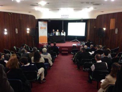 M�s de un centenar de pymes capacitadas en exportaci�n de bienes y servicios
