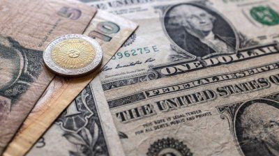 El d�lar libre se acerca a los 16 pesos